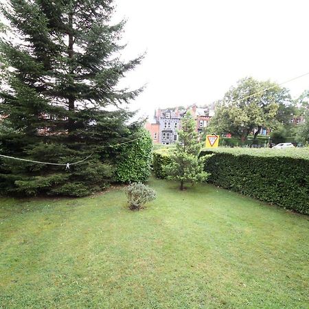 Avalon Guest House Leeds  Bagian luar foto