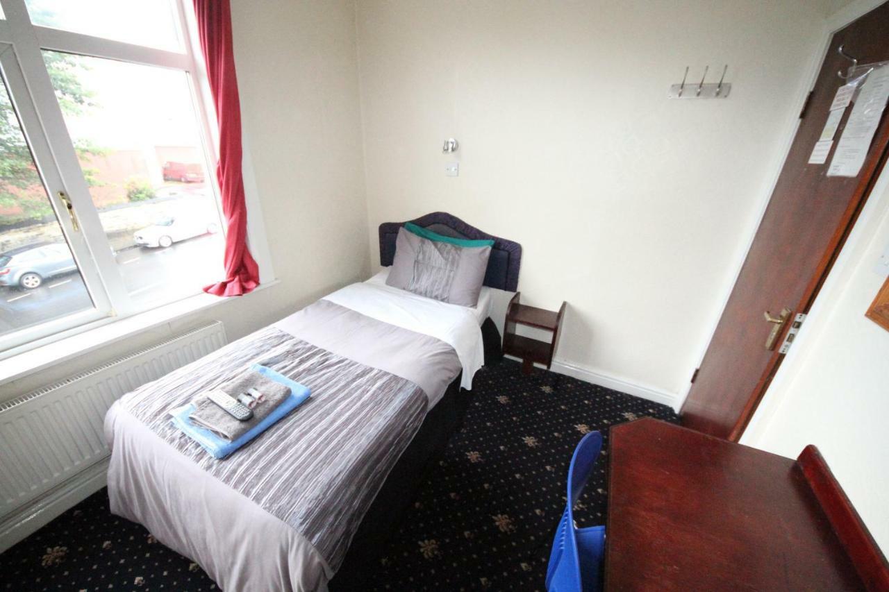 Avalon Guest House Leeds  Bagian luar foto