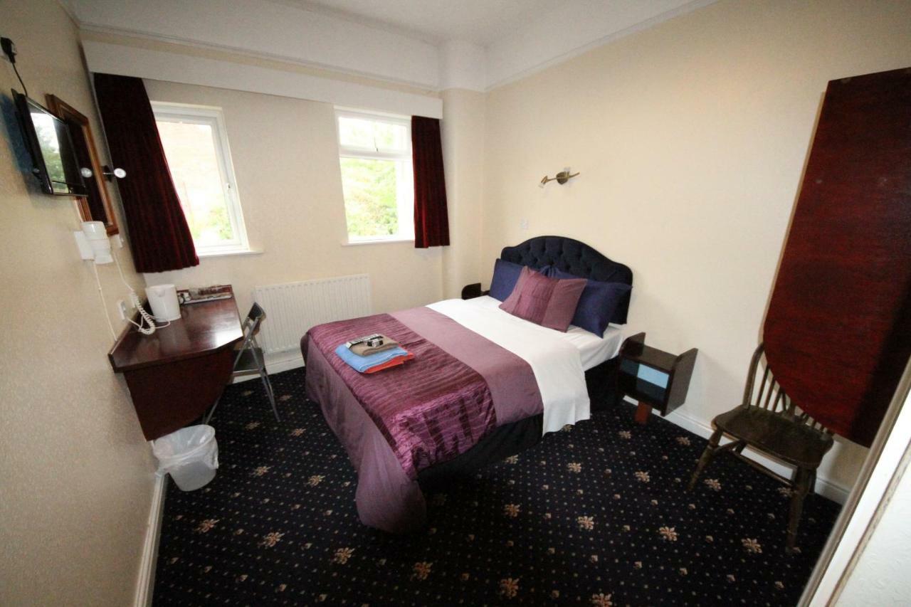 Avalon Guest House Leeds  Bagian luar foto